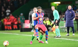 西甲9连斩！凌晨4点巴萨虐菜之战：三叉戟强攻 旧将反戈