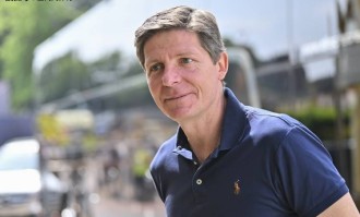 发布会炮轰、赛季末离任！格拉斯纳与水晶宫，一场不可避免的决裂